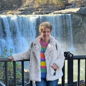 Meet your Posher, Marian